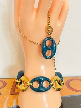 Gold Plated and Blue Resin Inspired Big G Puff Link Lariat Necklace Bracelet Set
